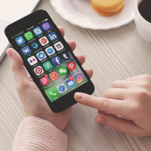 iPhone: Tricks and Apps