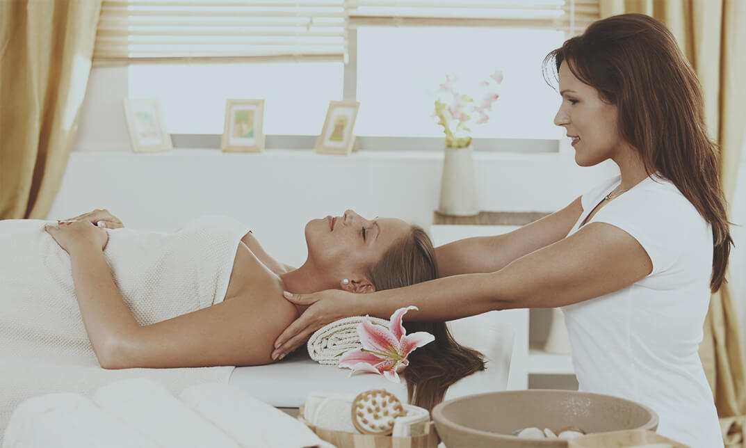 massage therapist course